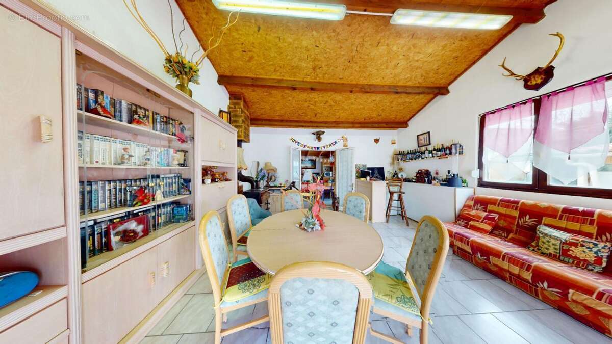 Maison à CUXAC-D&#039;AUDE