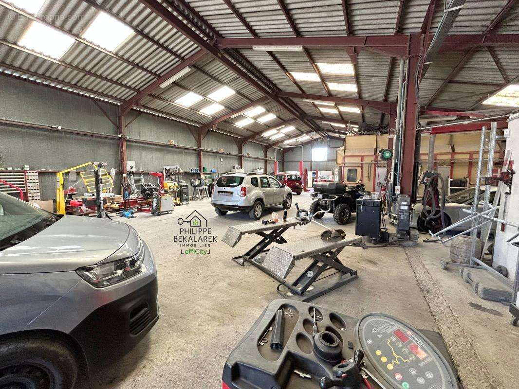 Commerce à CHATEAU-ARNOUX-SAINT-AUBAN