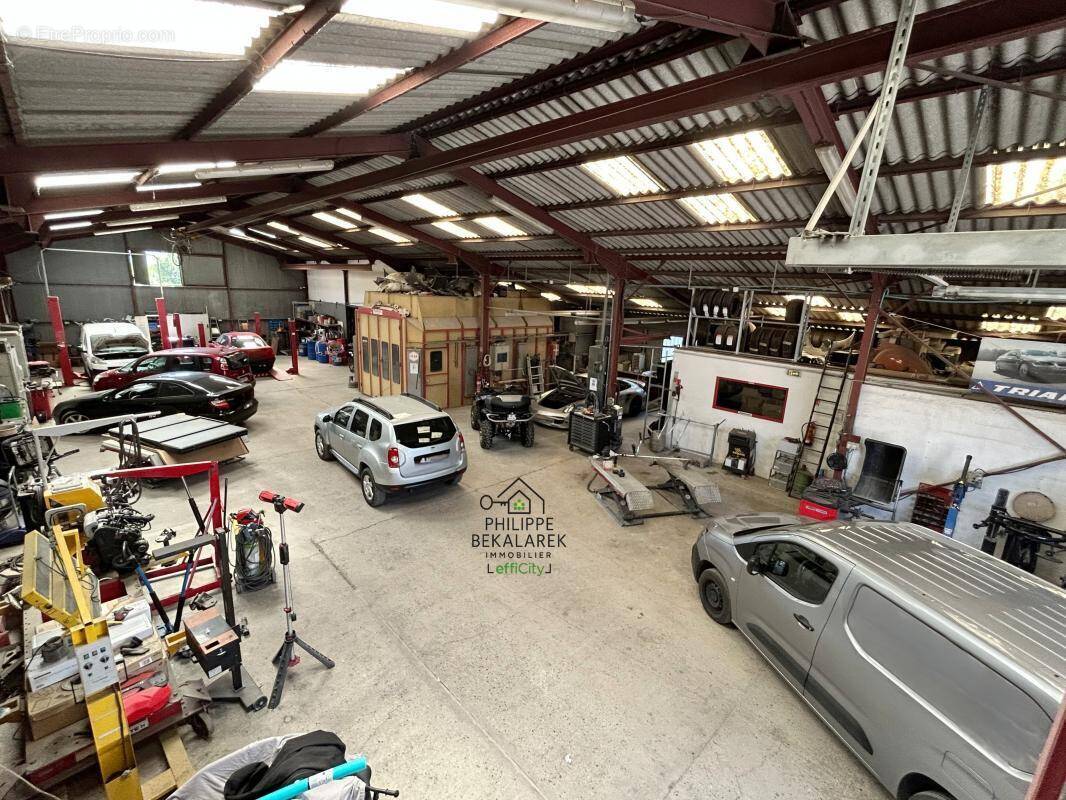 Commerce à CHATEAU-ARNOUX-SAINT-AUBAN