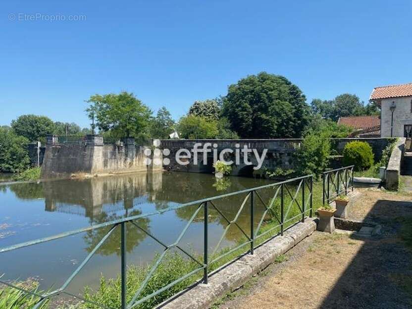 Maison à ALLEMANS-DU-DROPT