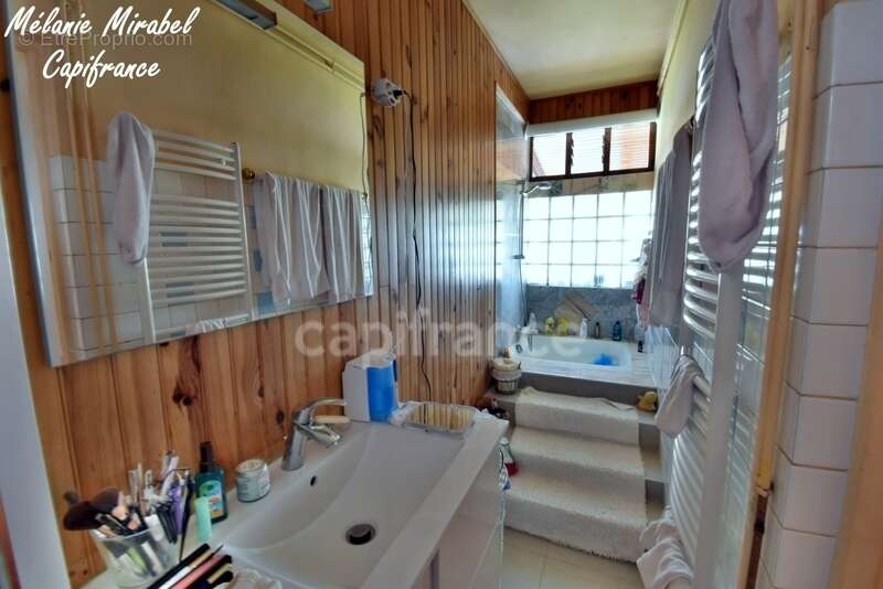 Maison à CONCHES-EN-OUCHE