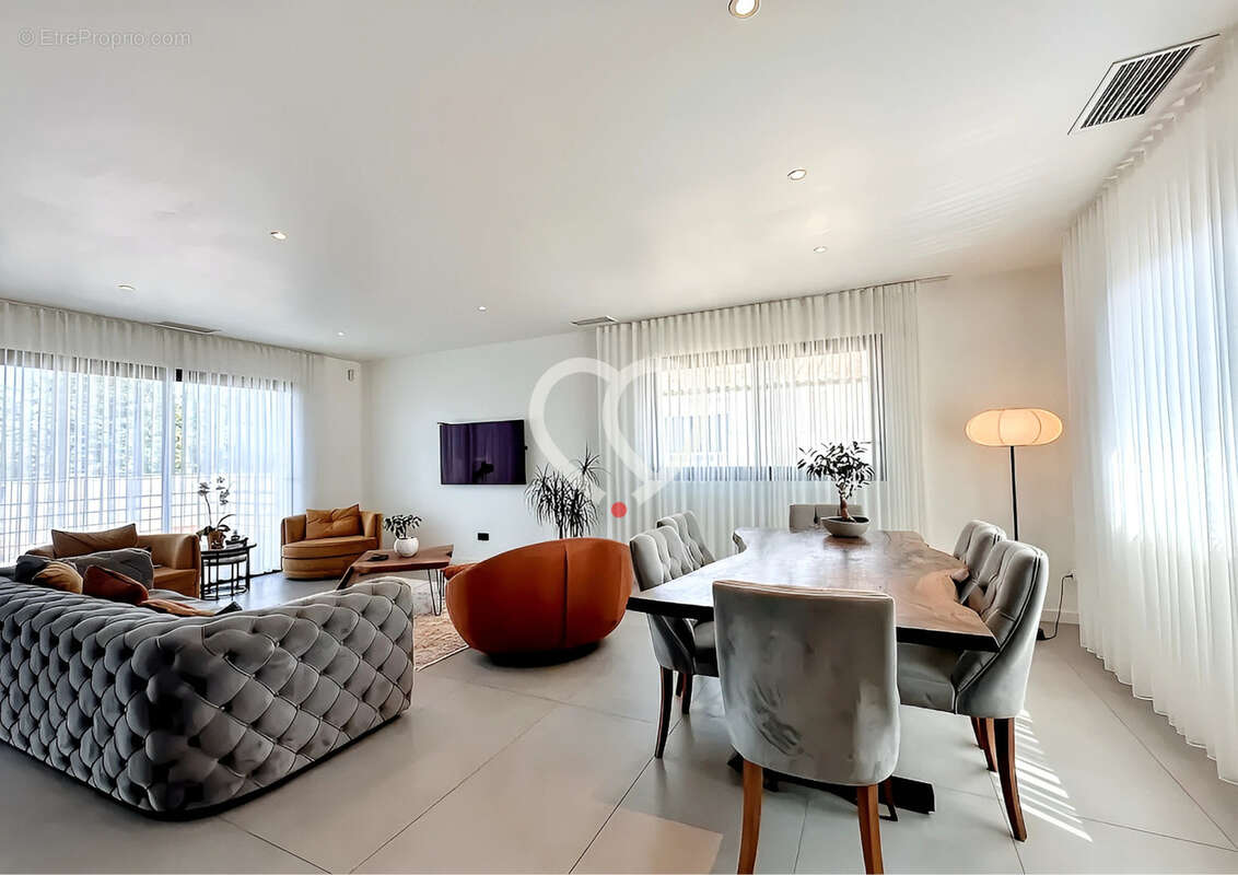 Maison à CASTELMAUROU