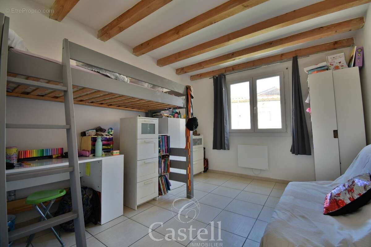 Appartement à FLORENSAC