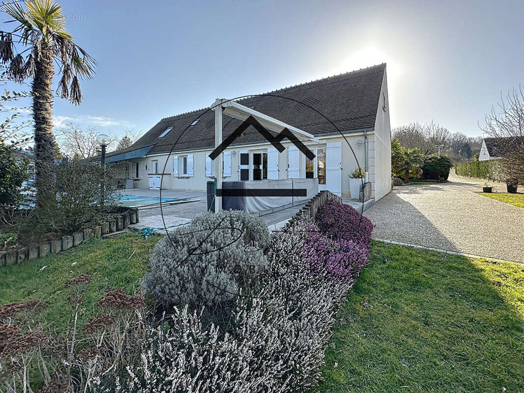 Maison à BREUIL-LE-SEC