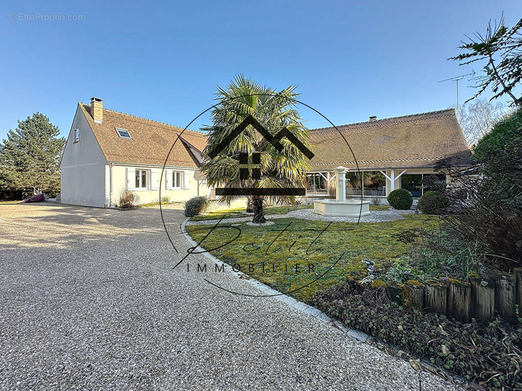 Maison à BREUIL-LE-SEC