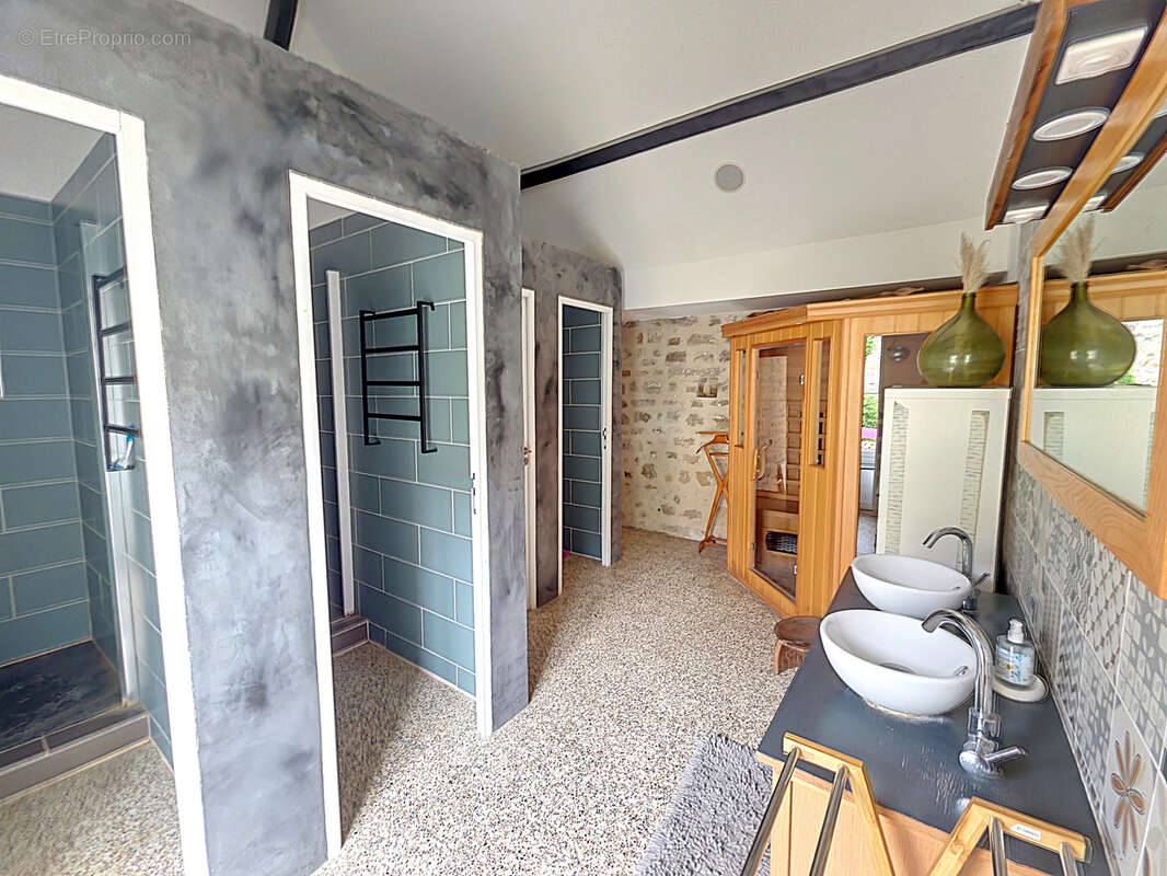 Maison à MILLY-LA-FORET