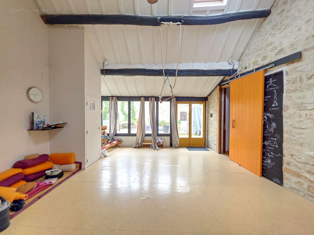 Maison à MILLY-LA-FORET