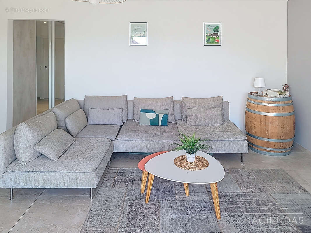 Appartement à EGUILLES