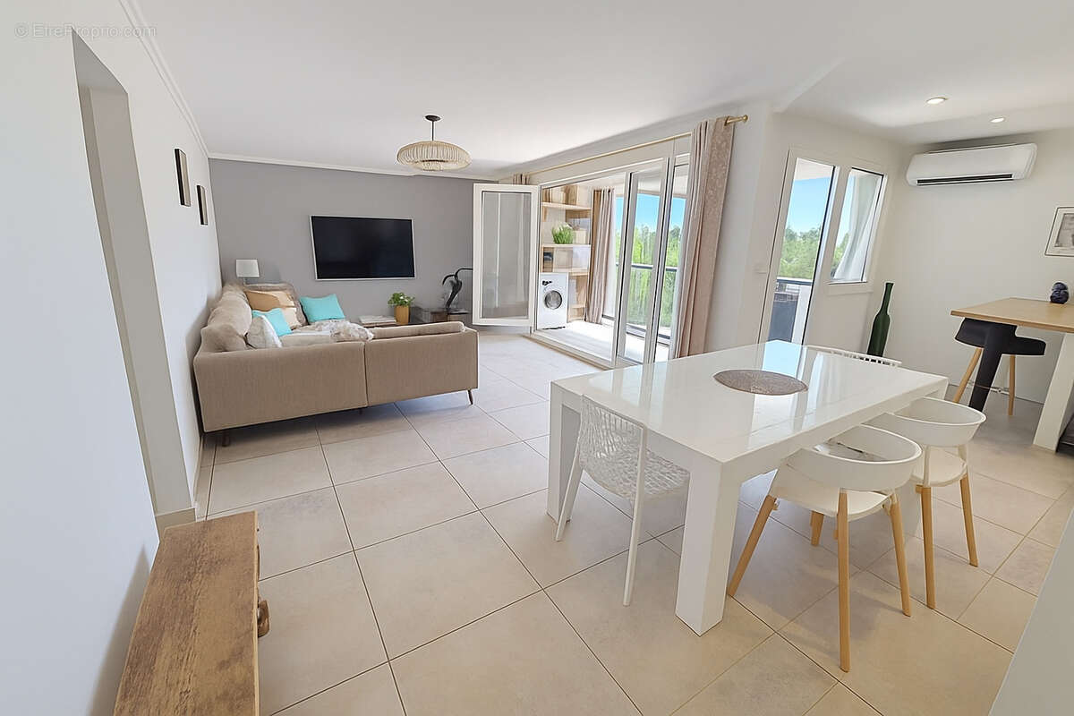 Appartement à EGUILLES