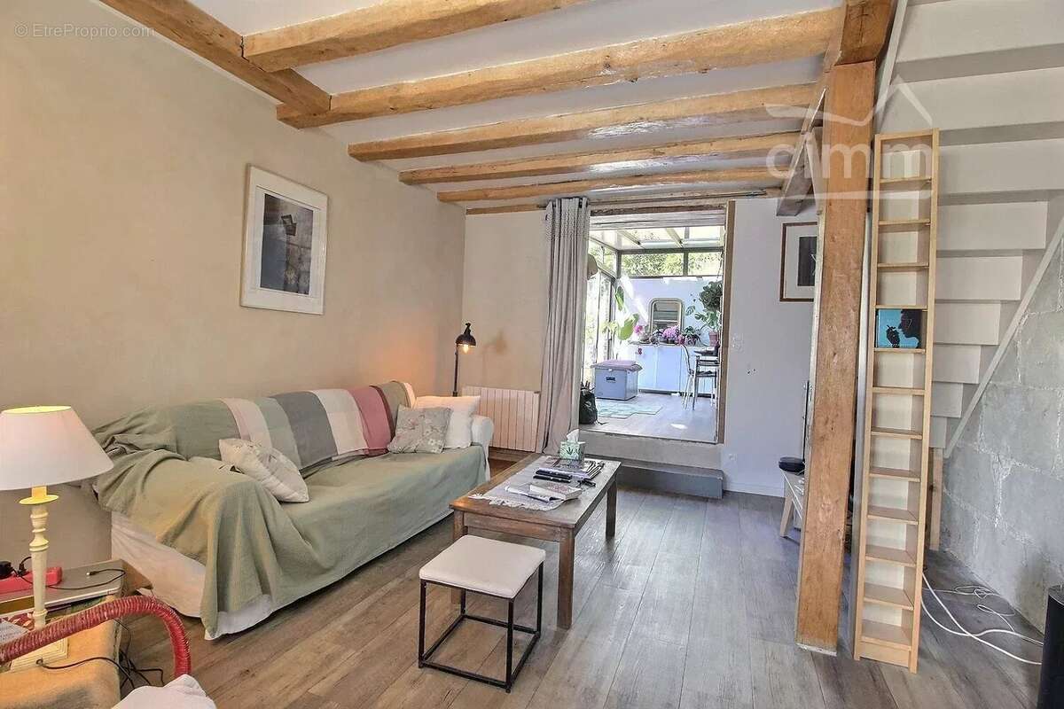 Maison à SAVONNIERES