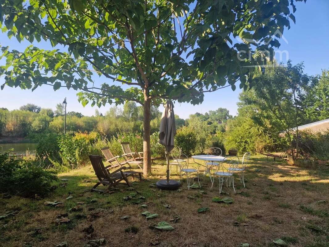 Maison à SAVONNIERES