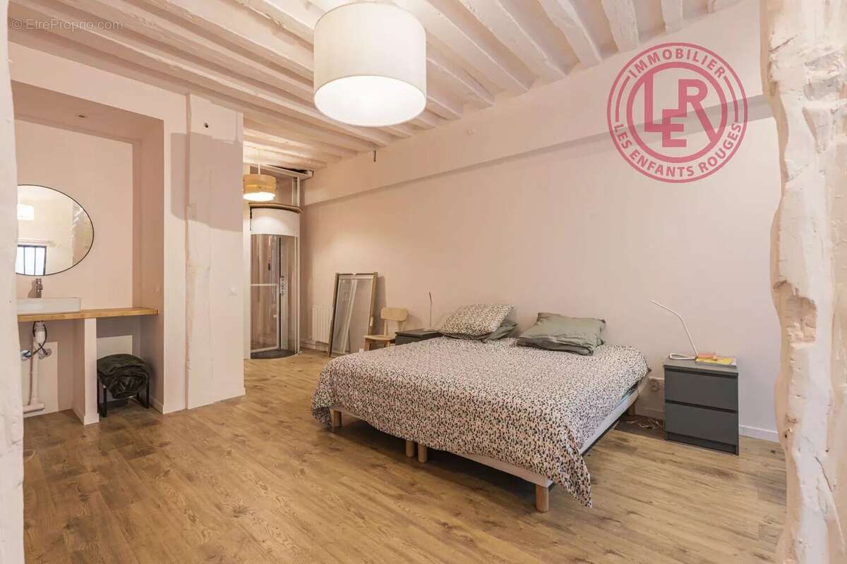 Commerce à PARIS-3E