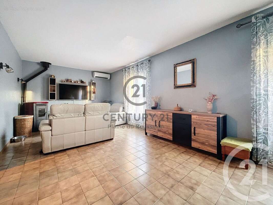 Maison à SAINT-HIPPOLYTE