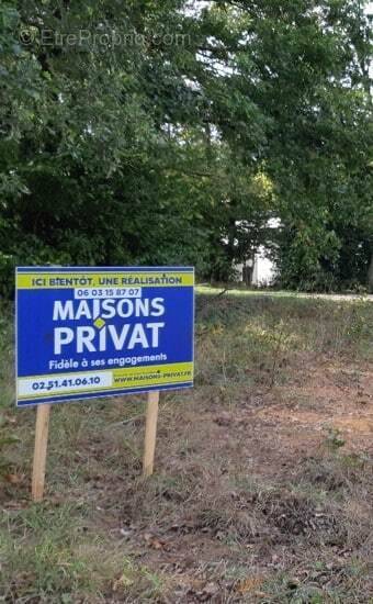 Terrain à LA ROCHE-SUR-YON