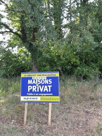 Terrain à LA ROCHE-SUR-YON