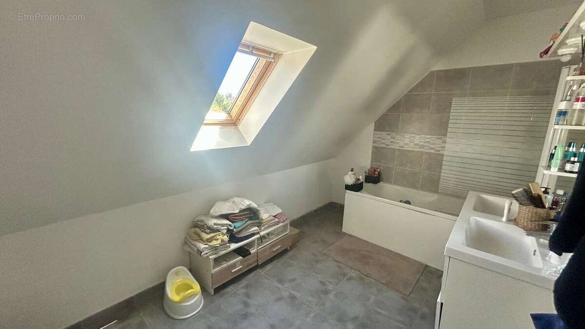 Maison à MANTES-LA-JOLIE