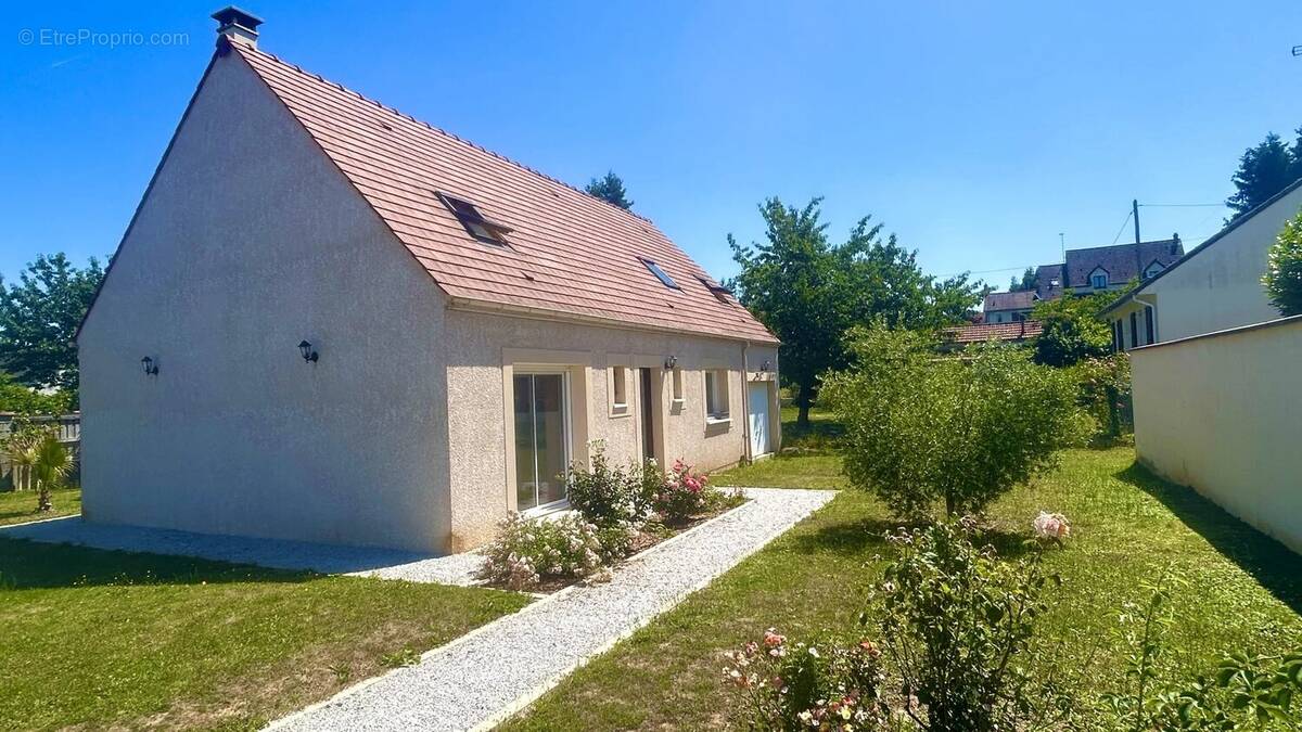 Maison à MANTES-LA-JOLIE