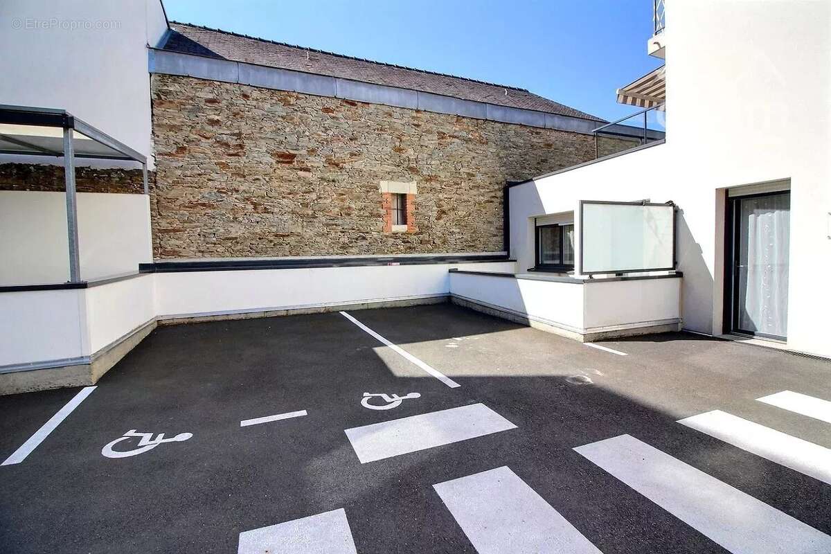 Appartement à SAINTE-LUCE-SUR-LOIRE