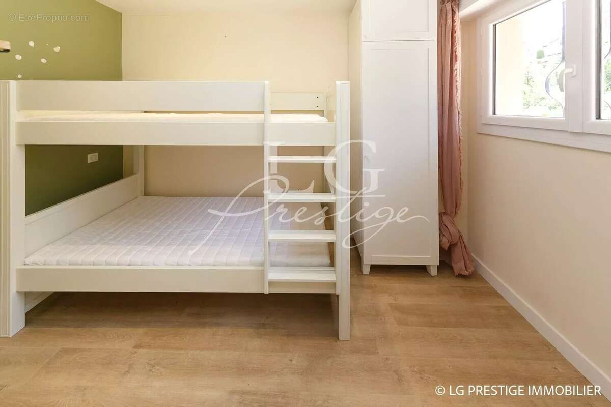 Appartement à THEOULE-SUR-MER