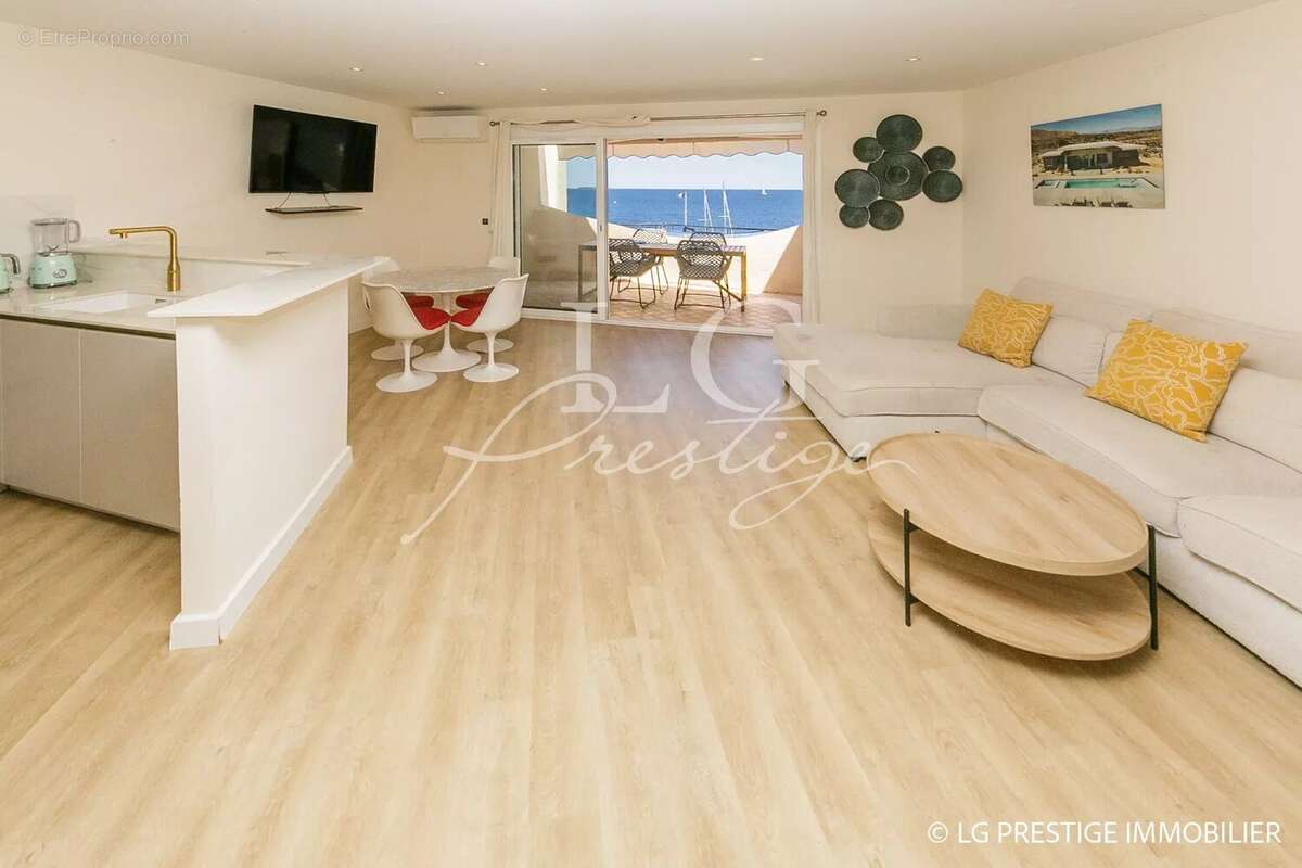 Appartement à THEOULE-SUR-MER