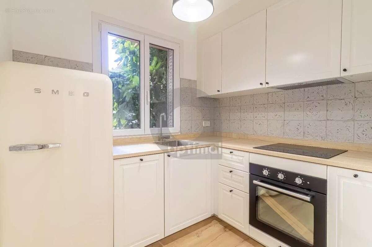 Appartement à CAP-D'AIL