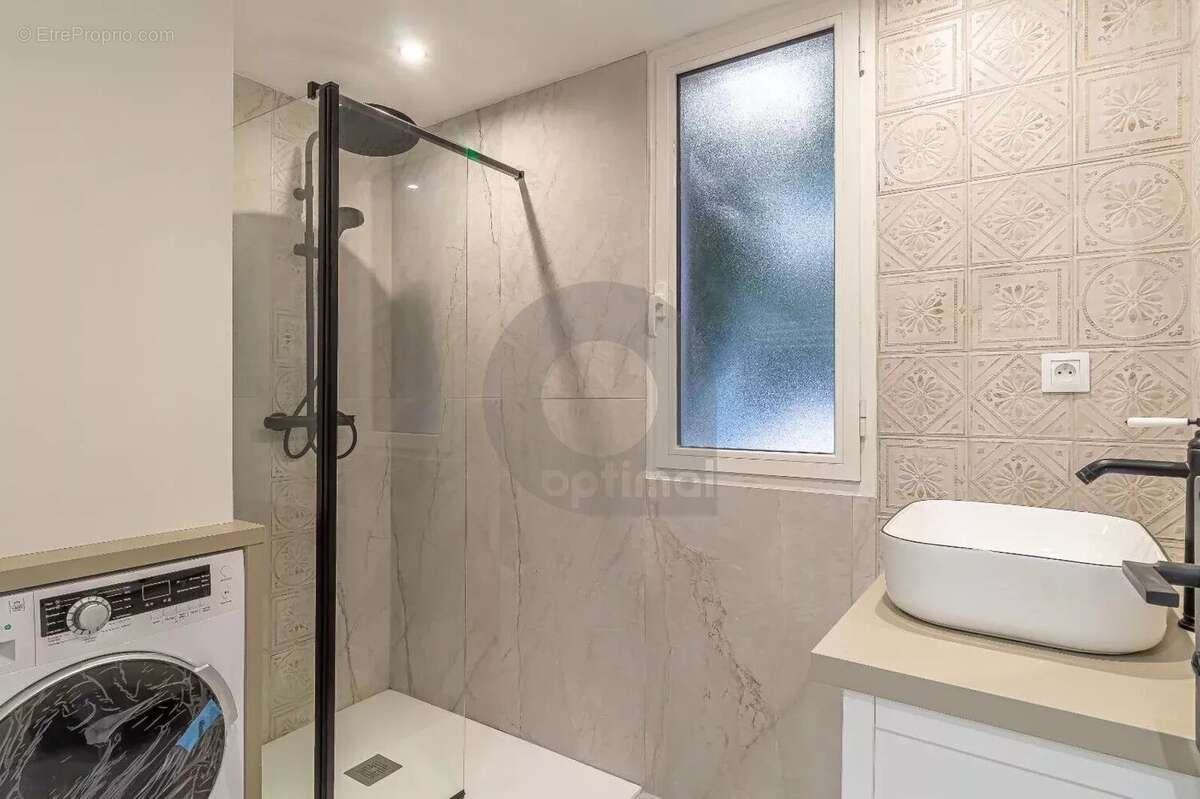 Appartement à CAP-D'AIL