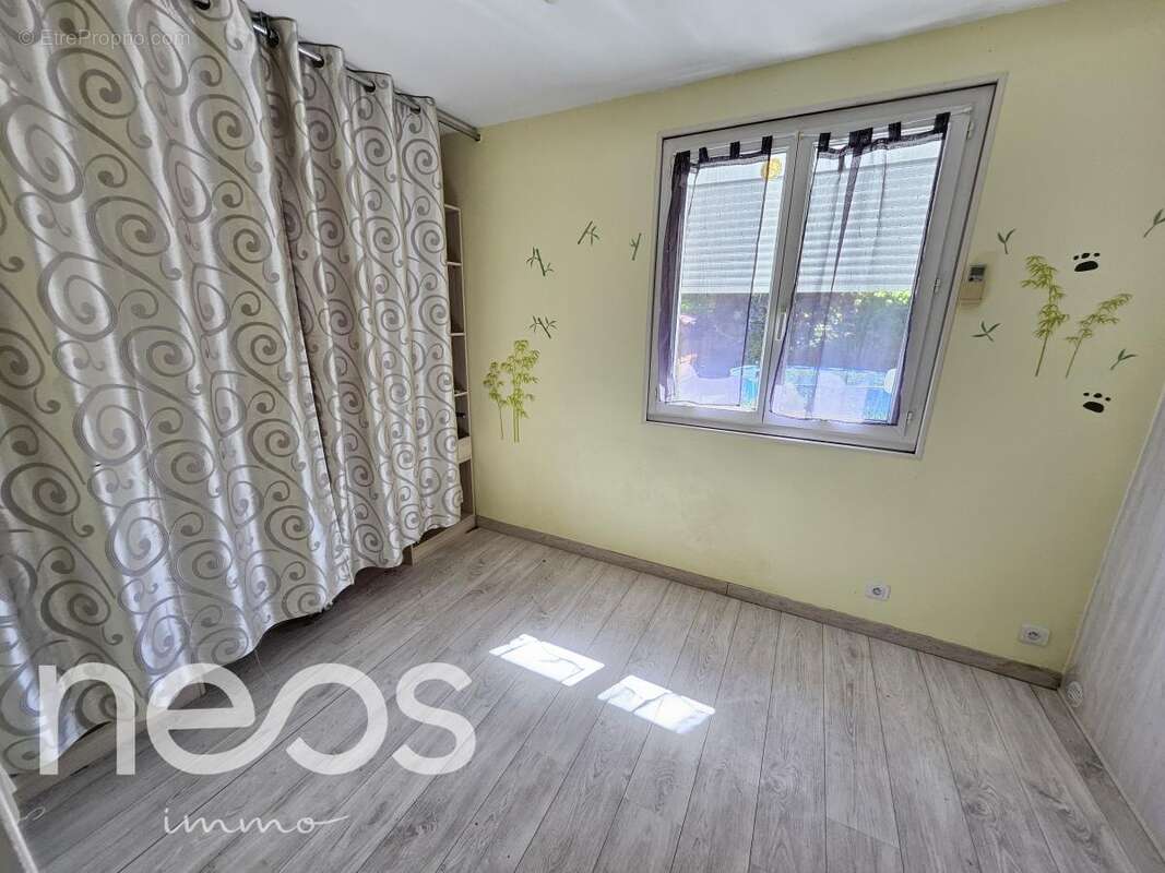 Maison à SAINT-DOULCHARD