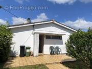 Maison à VILLENAVE-D&#039;ORNON