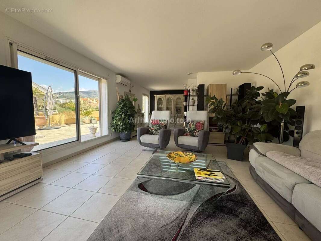Appartement à DRAGUIGNAN