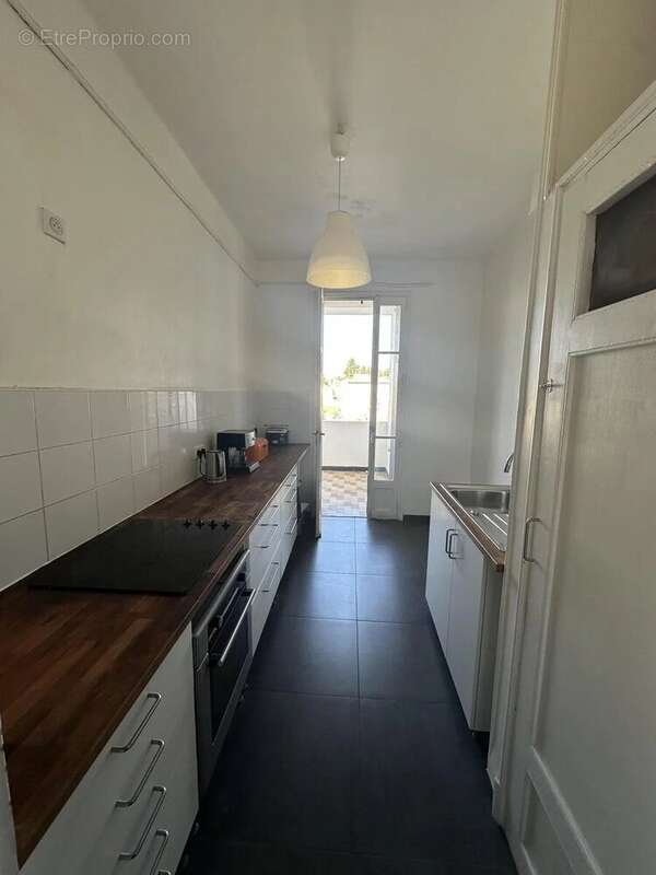 Appartement à MARSEILLE-8E