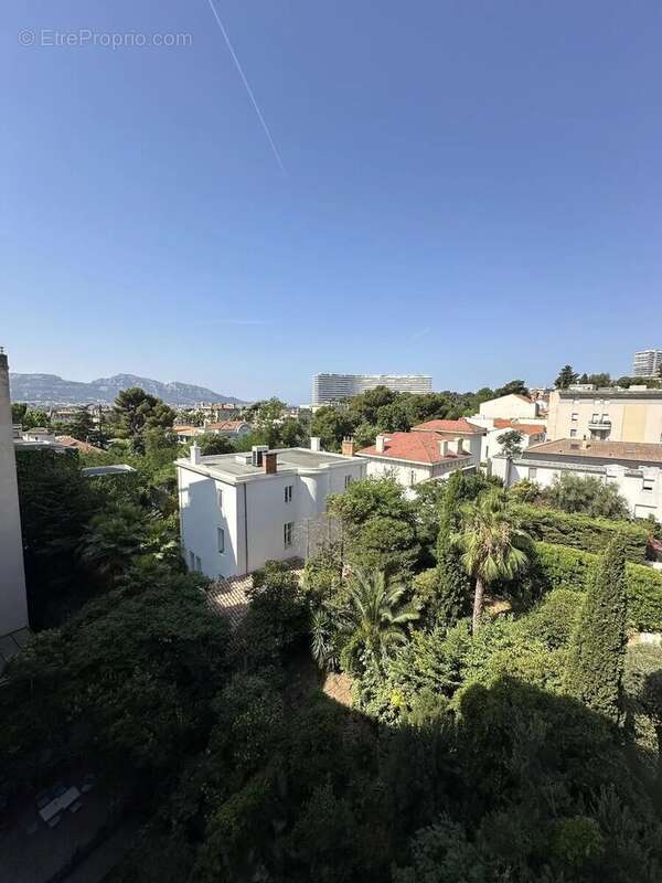 Appartement à MARSEILLE-8E