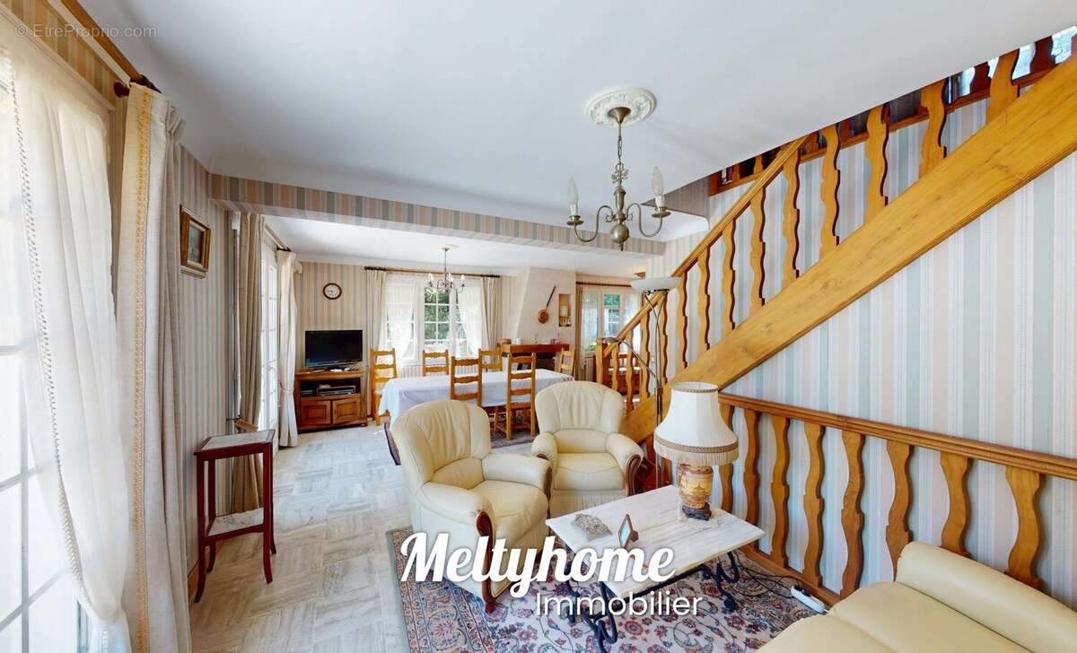 Maison à COLLEVILLE-MONTGOMERY