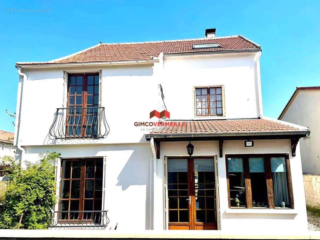 Maison à CONFLANS-SAINTE-HONORINE