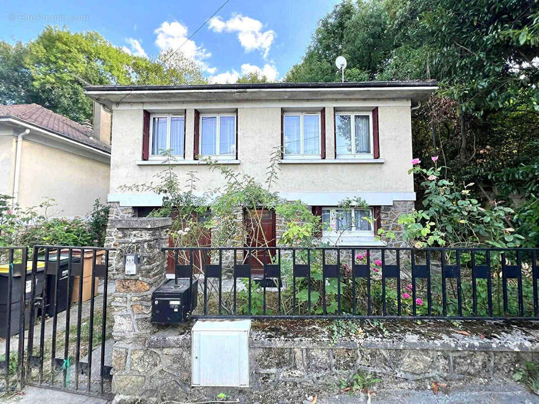 Maison à ROSNY-SOUS-BOIS