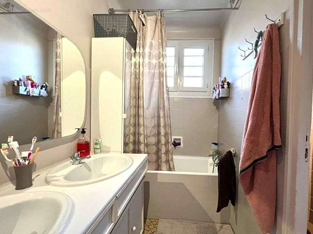 Maison à ROSNY-SOUS-BOIS