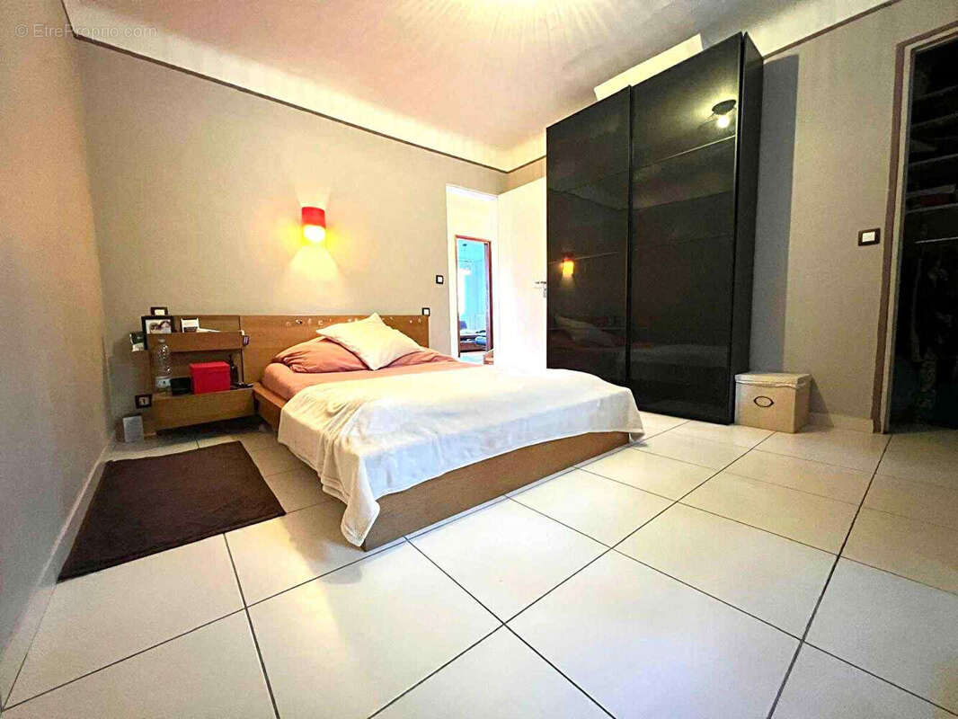 Maison à ROSNY-SOUS-BOIS