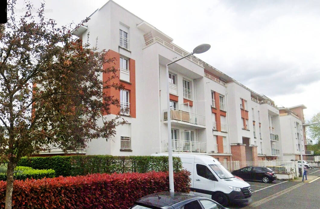 Appartement à SAINT-FARGEAU-PONTHIERRY