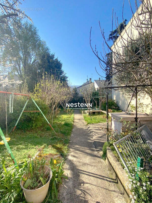 Maison à SAINT-DENIS