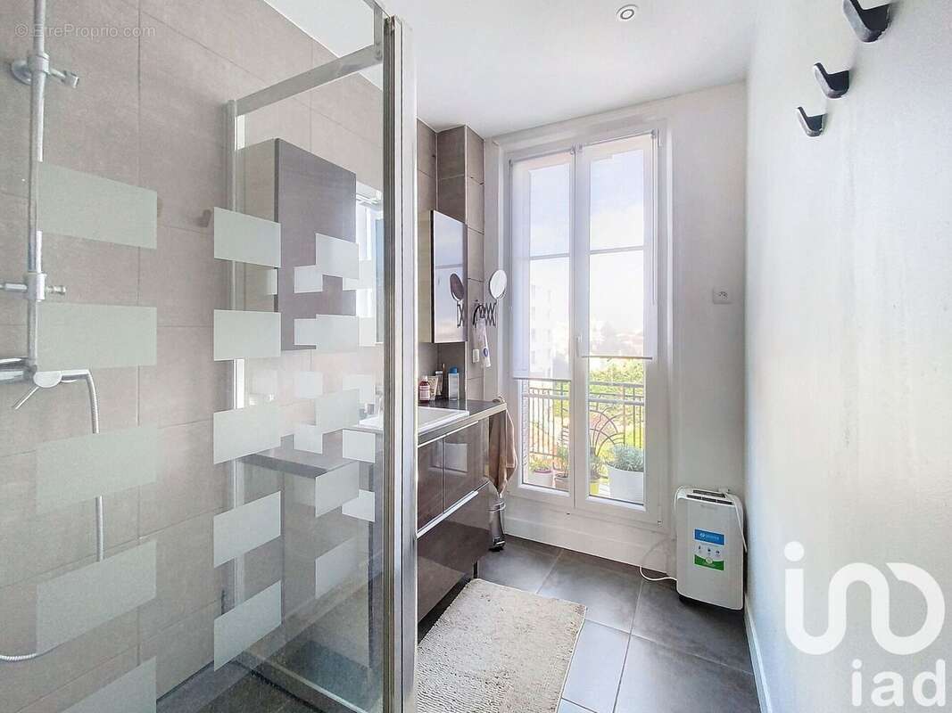 Photo 7 - Appartement à ASNIERES-SUR-SEINE