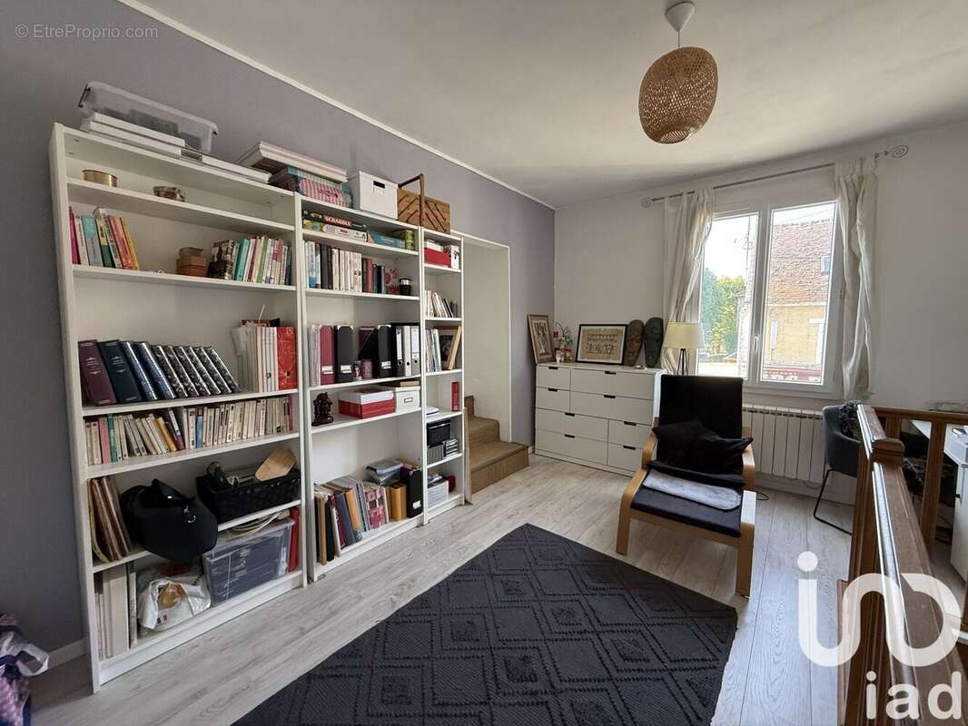 Photo 8 - Maison à LA CHAPELLE-GAUTHIER