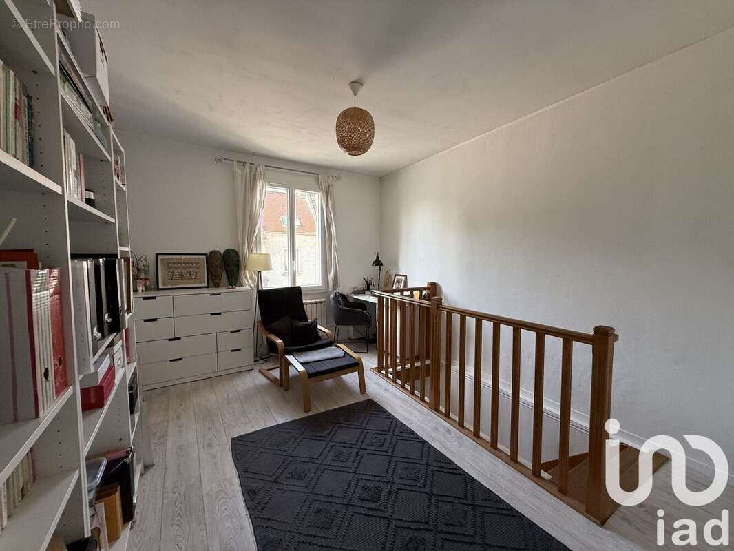 Photo 9 - Maison à LA CHAPELLE-GAUTHIER