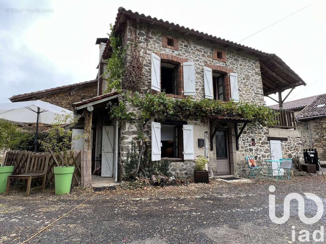 Photo 3 - Maison à SAINT-LAURENT-SUR-GORRE