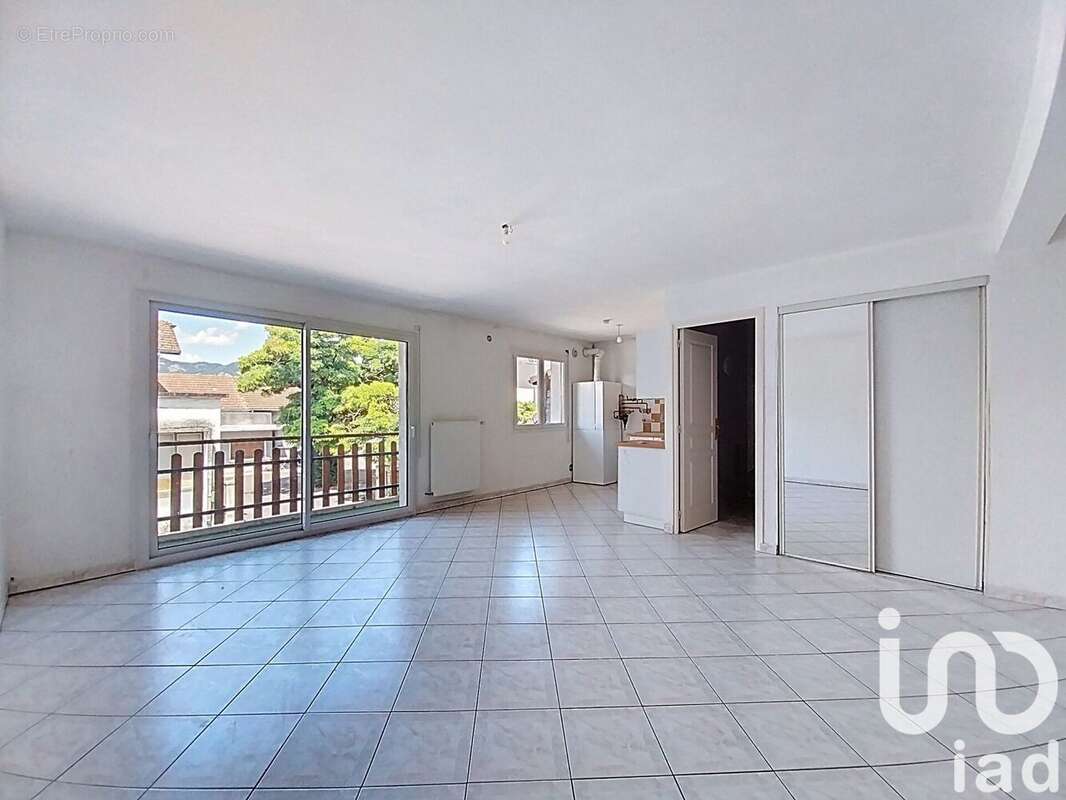 Photo 5 - Appartement à SAINT-PIERRE-EN-FAUCIGNY