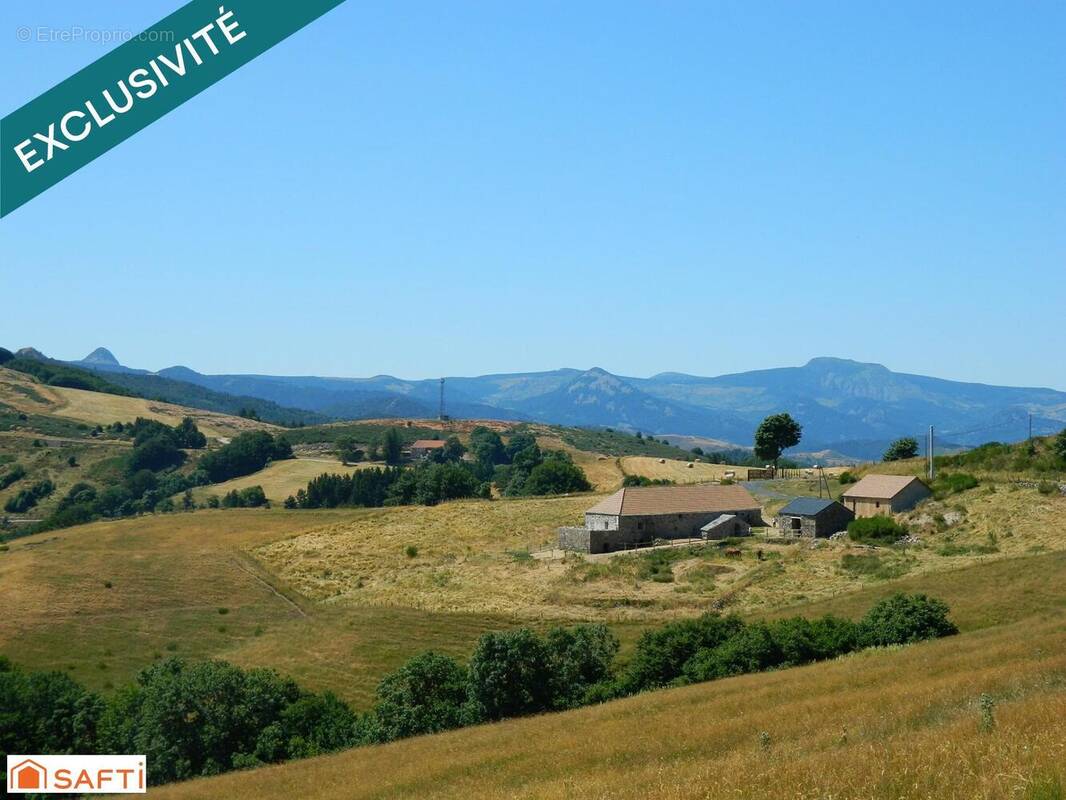 Photo 1 - Maison à MEZILHAC