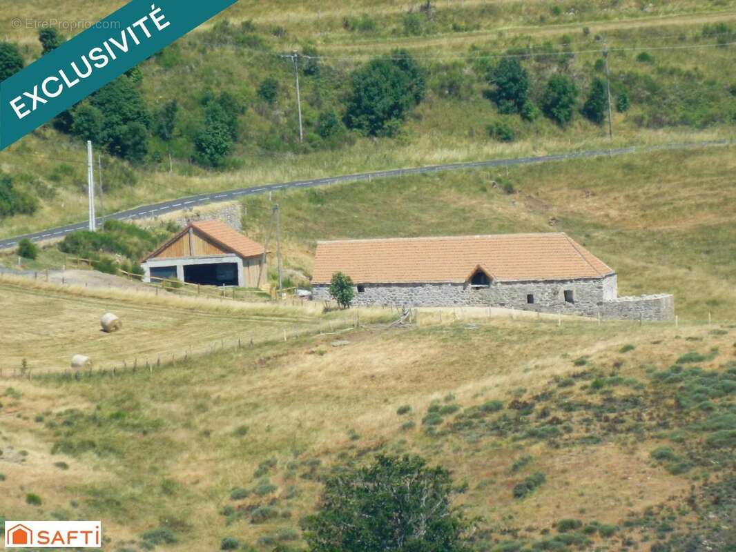 Photo 2 - Maison à MEZILHAC