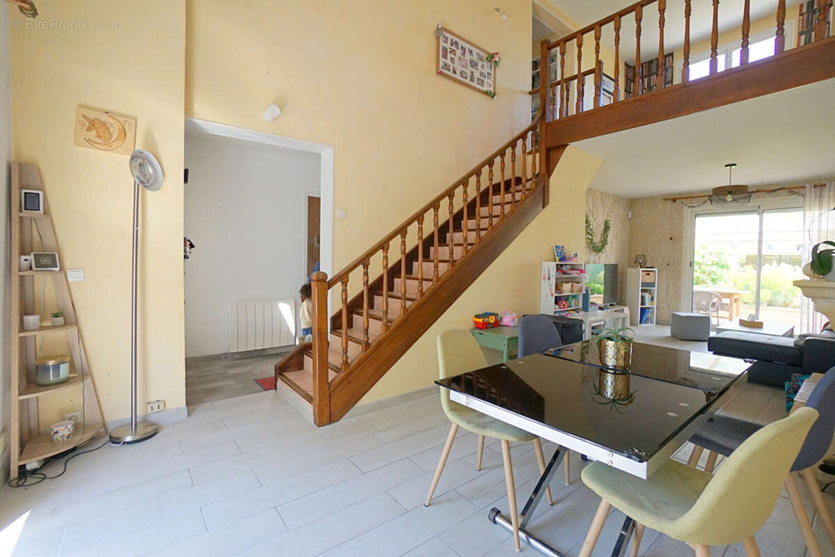 Maison à PORCHEVILLE