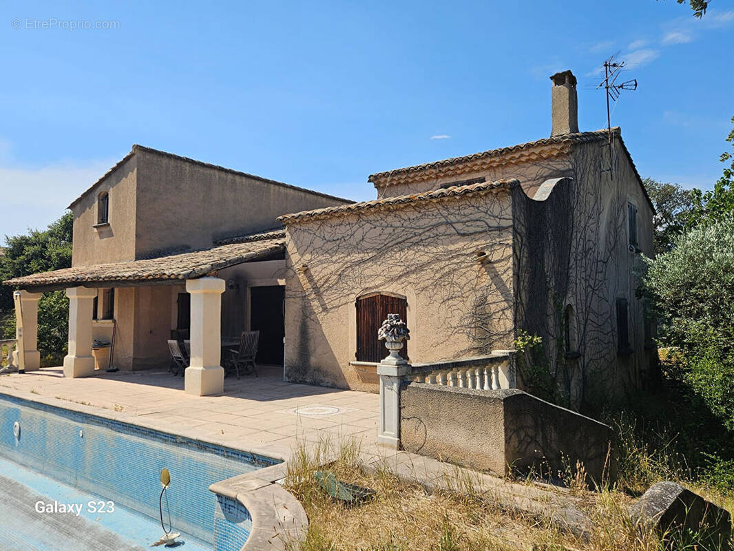 Maison à CAUMONT-SUR-DURANCE