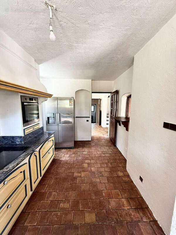 Maison à CAUMONT-SUR-DURANCE