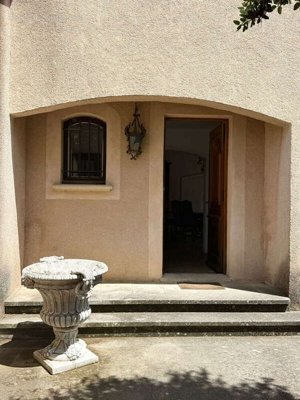 Maison à CAUMONT-SUR-DURANCE