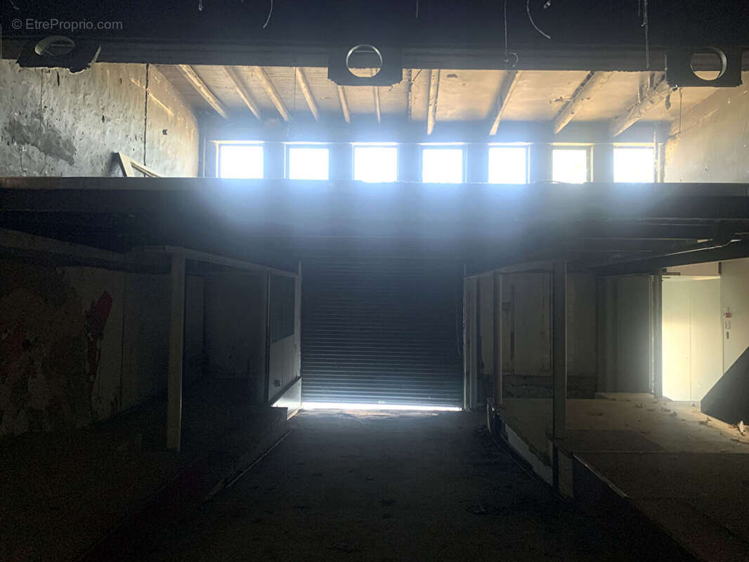 Commerce à CARPENTRAS